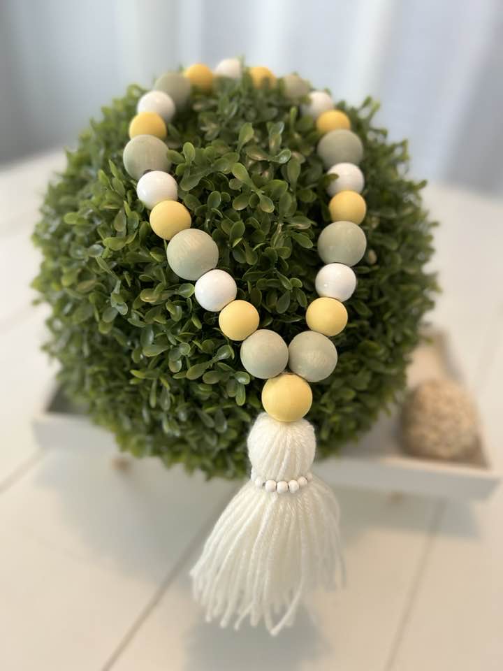Wood Beads Loop